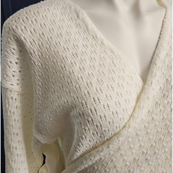 In the Style Cream Sweater Eyelet Wrap Mini Dress sz 6 New - Picture 7 of 7